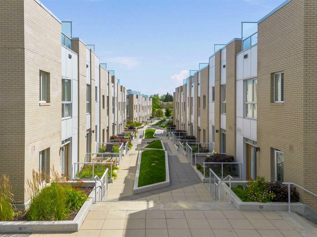 4060 Kovitz - Main Image