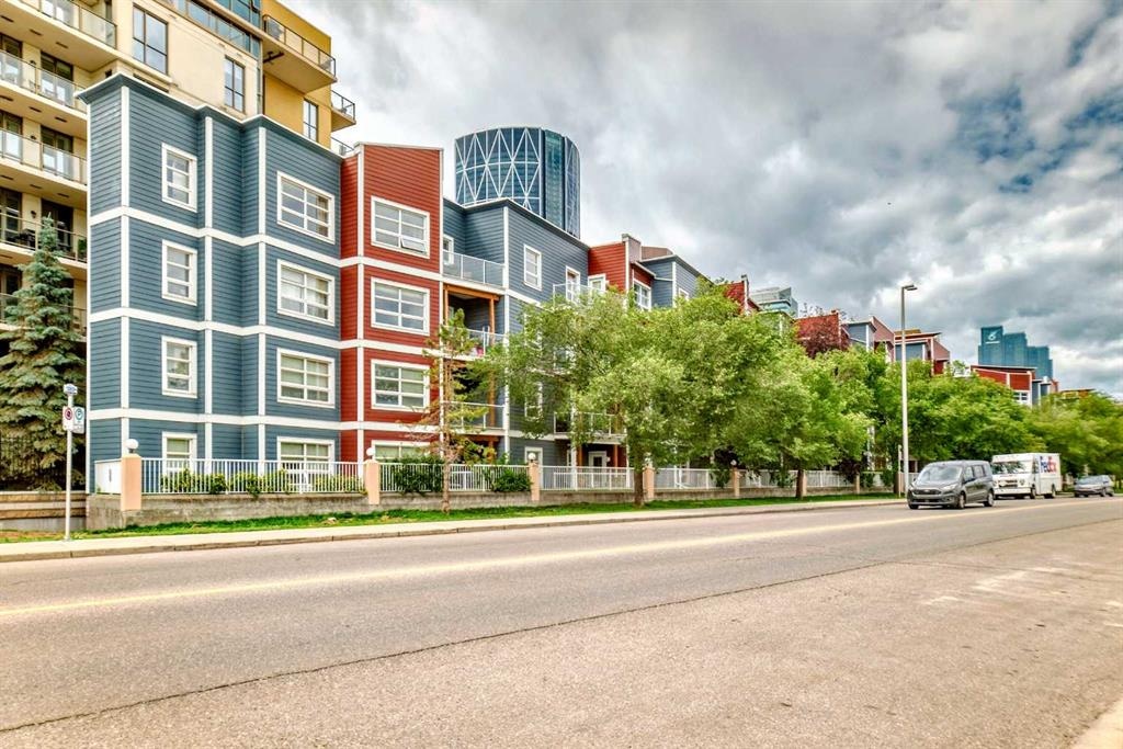 333 Riverfront - Main Image