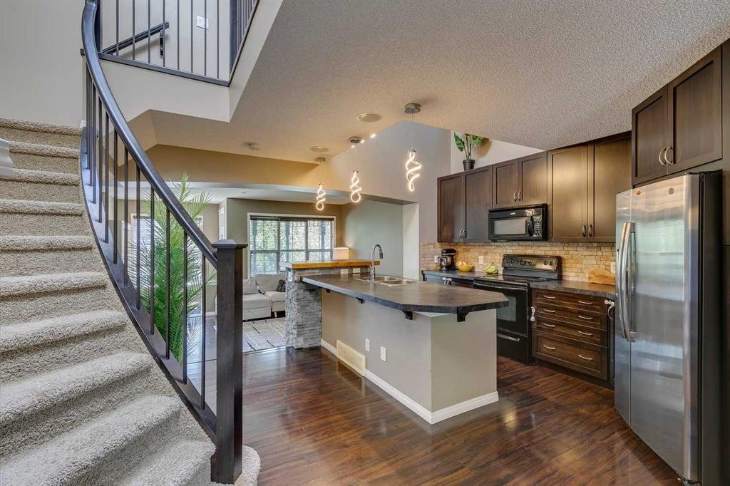 30 Auburn Bay - Main Image