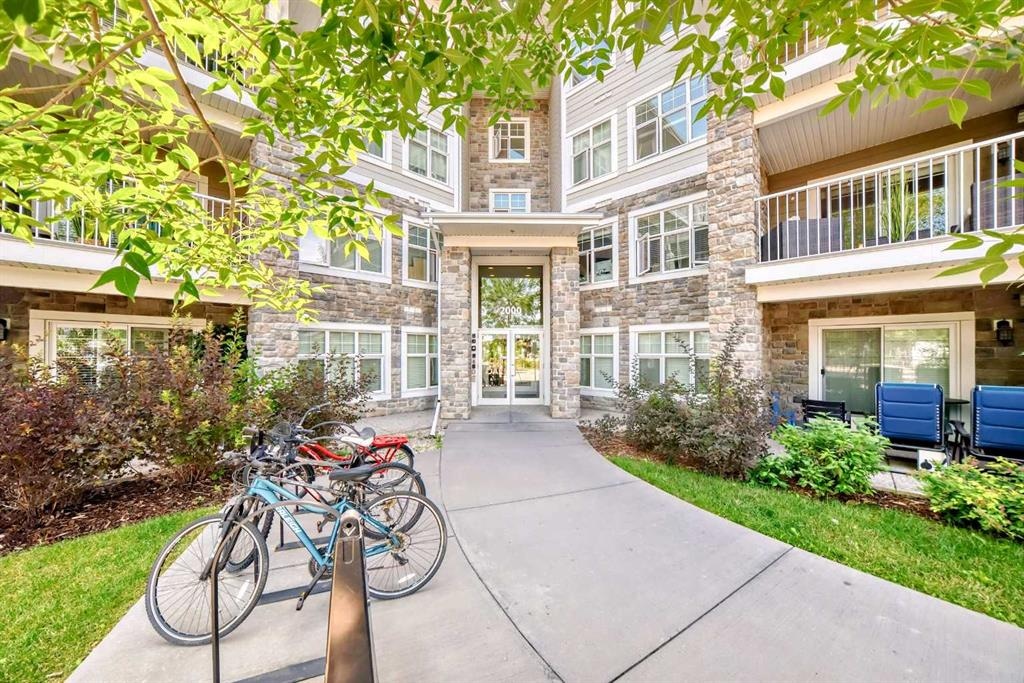 11 Mahogany - Main Image