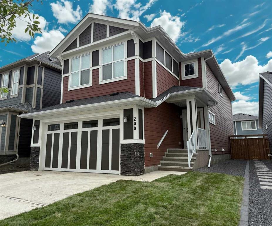 200 Magnolia - Main Image
