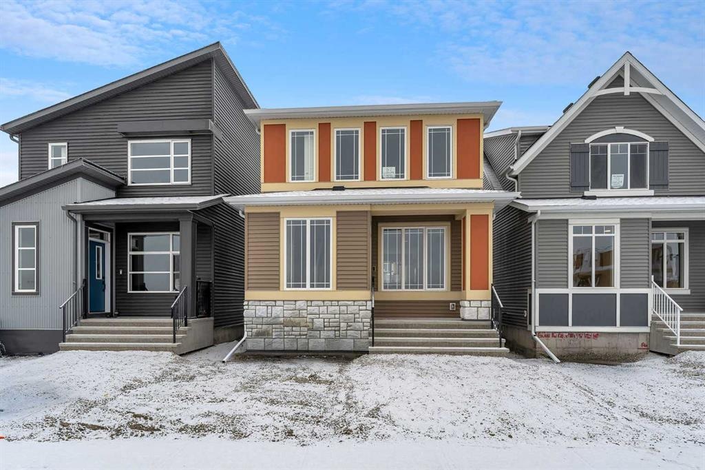 87 Corner Glen - Main Image