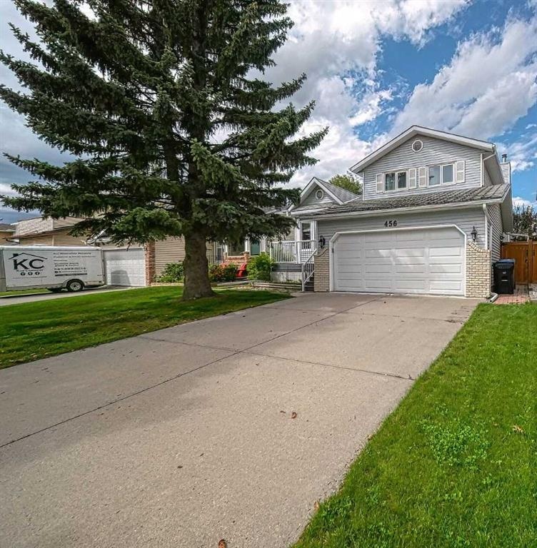 456 Hawkhill - Main Image