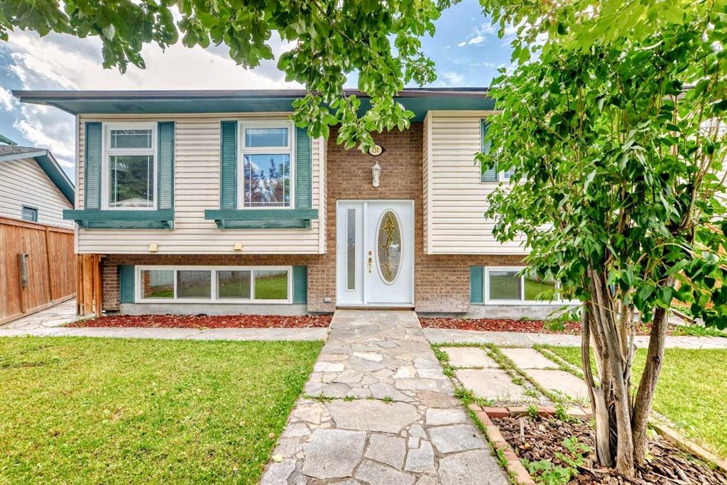 151 Whitlock - Main Image