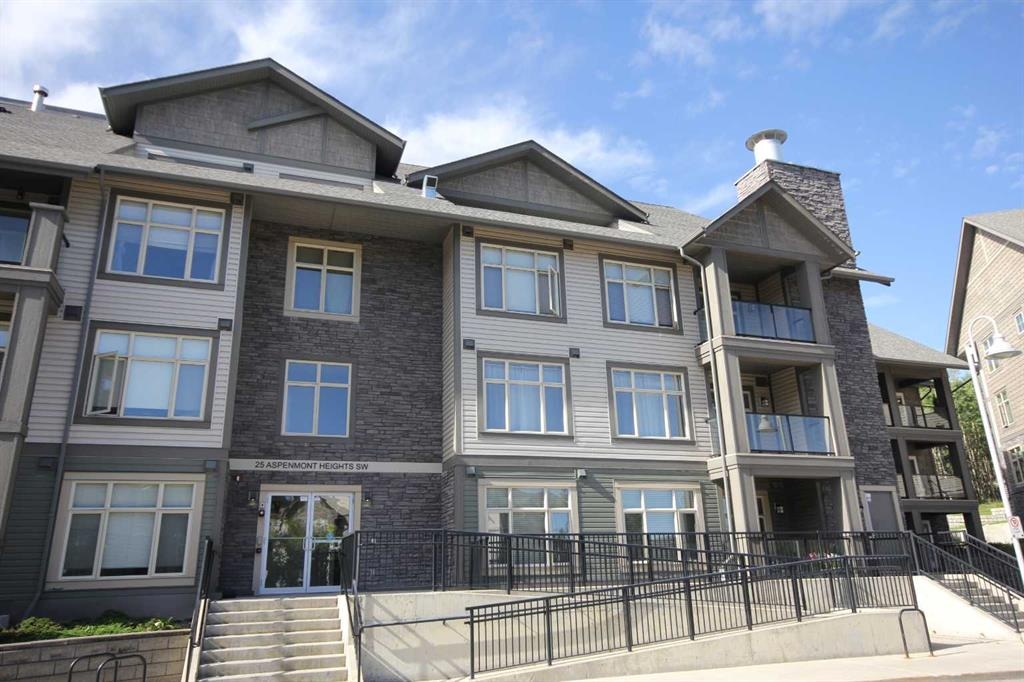 25 Aspenmont - Main Image