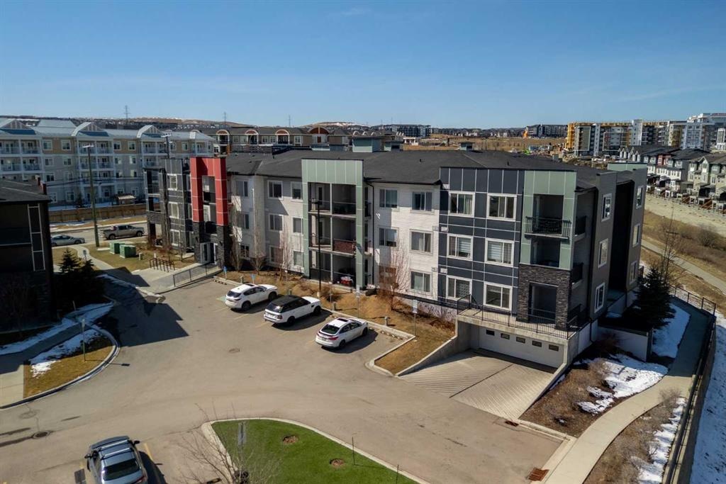 24 Sage Hill - Main Image