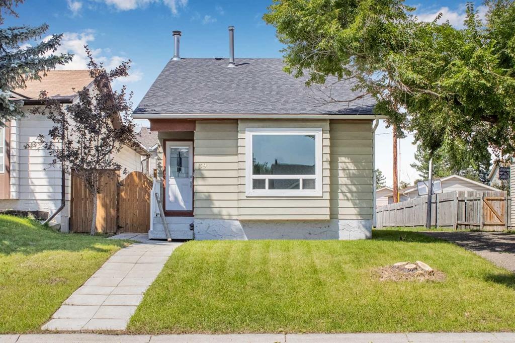 39 erin ridge - Main Image