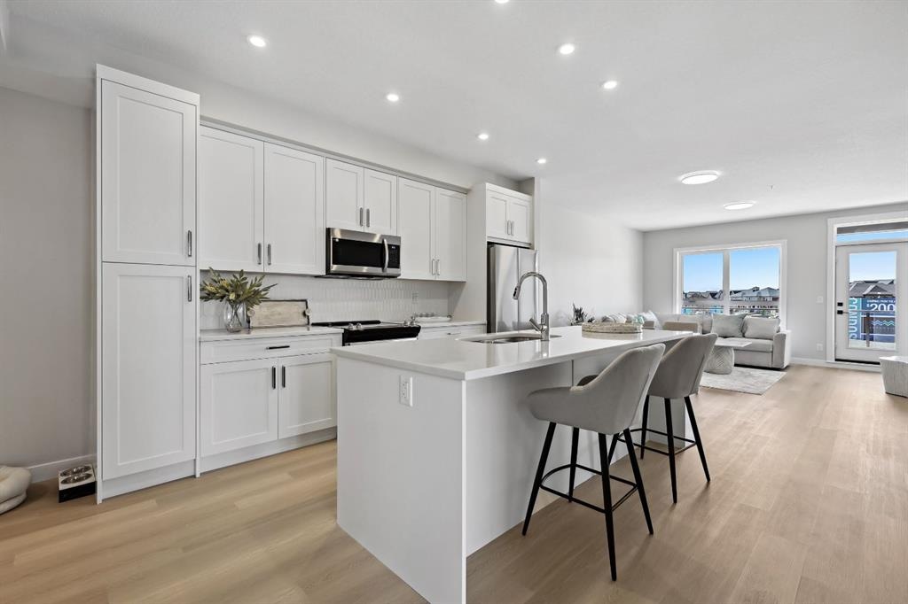 1802 Mahogany - Main Image