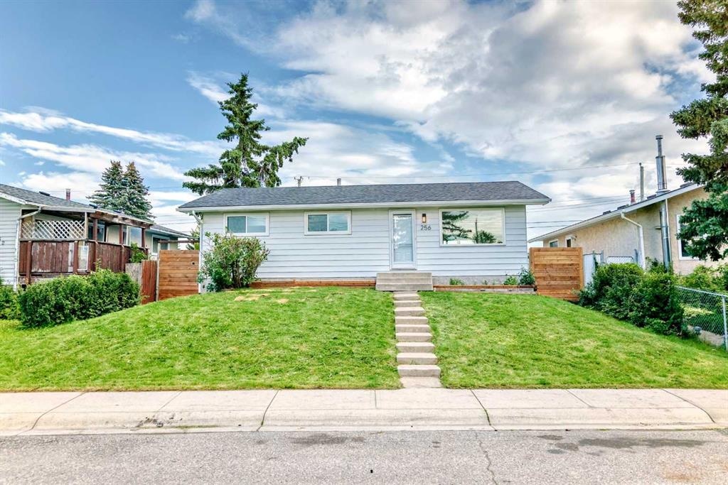 256 Penbrooke - Main Image