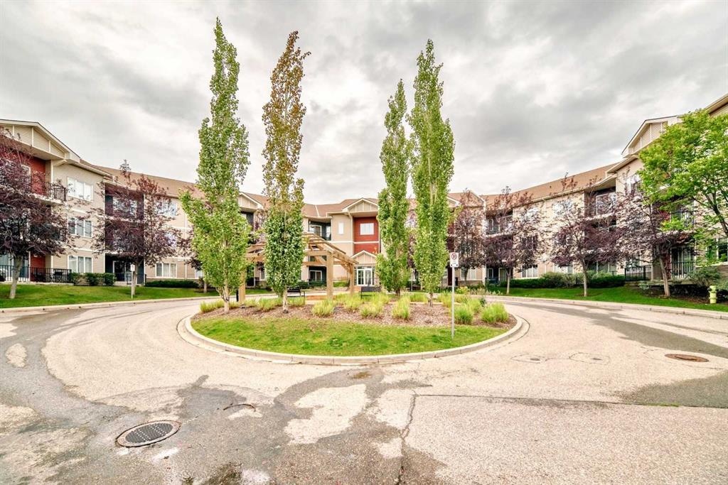 1540 Sherwood - Main Image