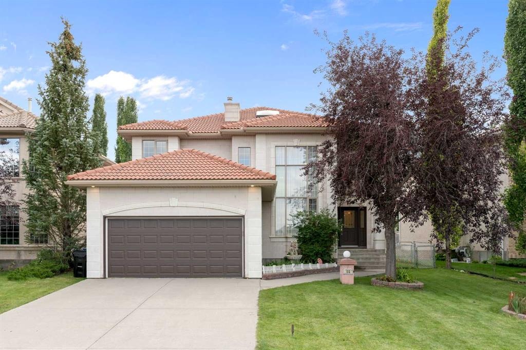 105 Hamptons - Main Image