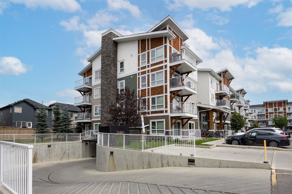 302 Skyview Ranch - Main Image