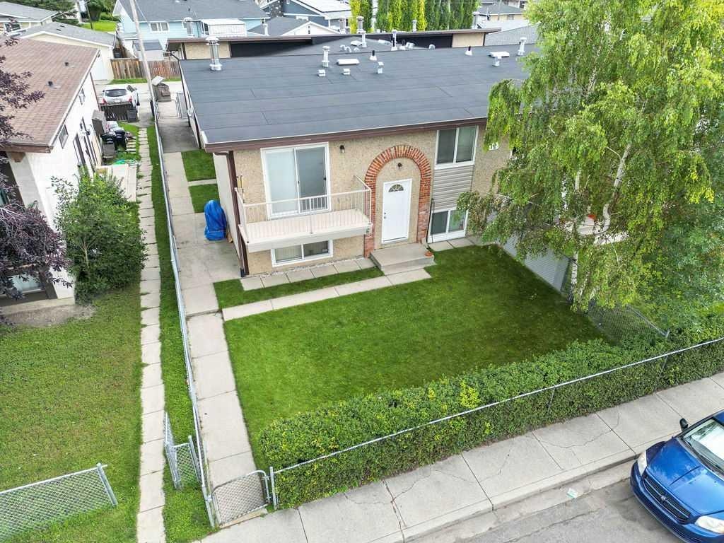 12 Huntley - Main Image