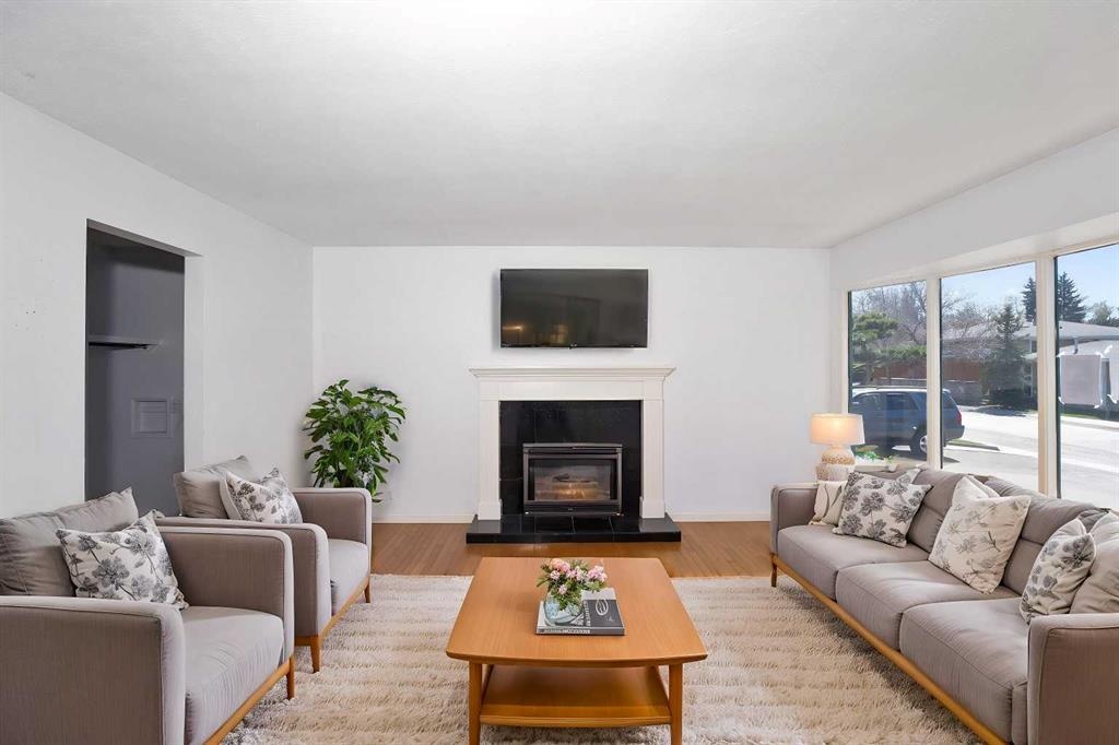 12112 Canfield - Main Image