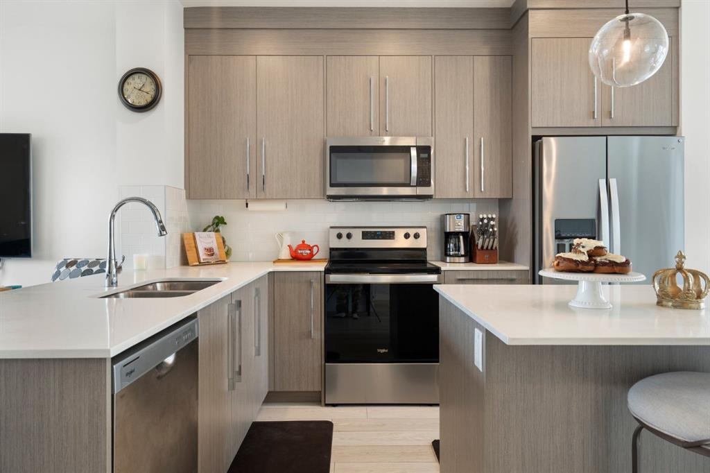 335 Creekside - Main Image