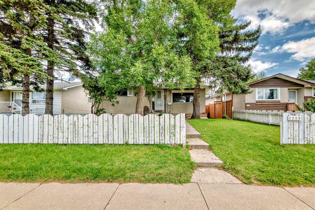 2208 47 street - Main Image