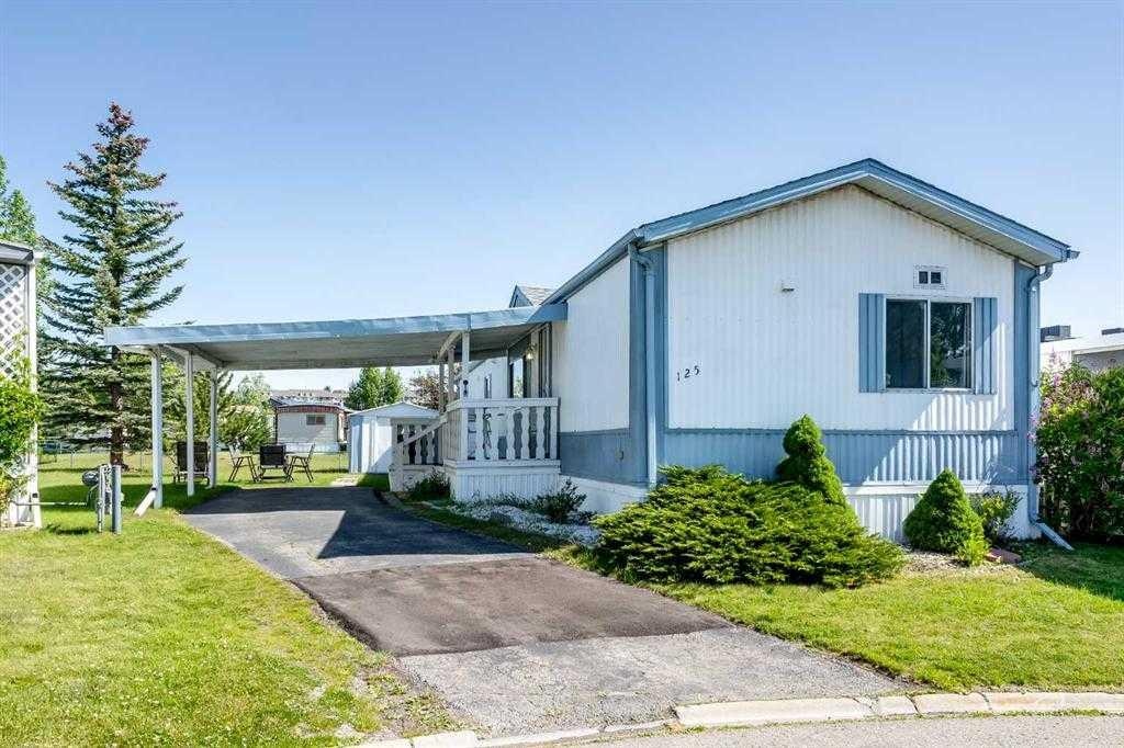 99 Arbour Lake - Main Image