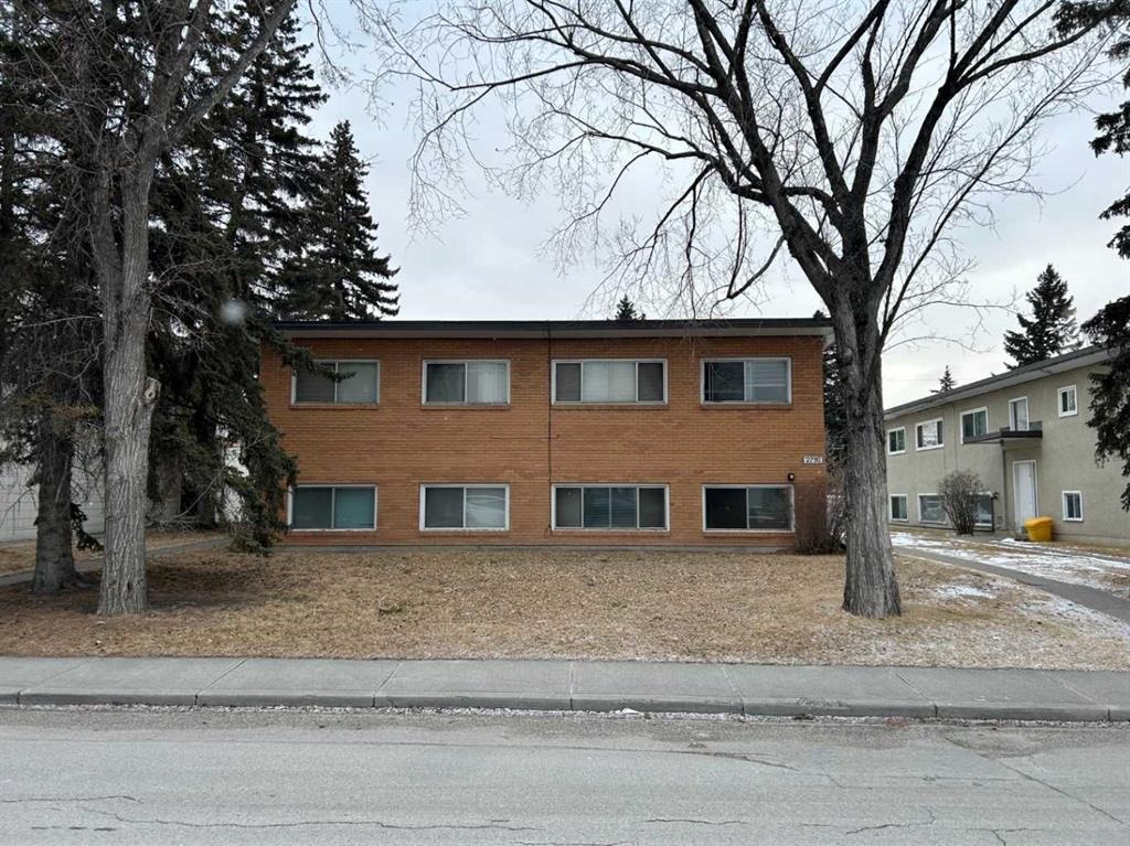 2712/2716 Brentwood - Main Image