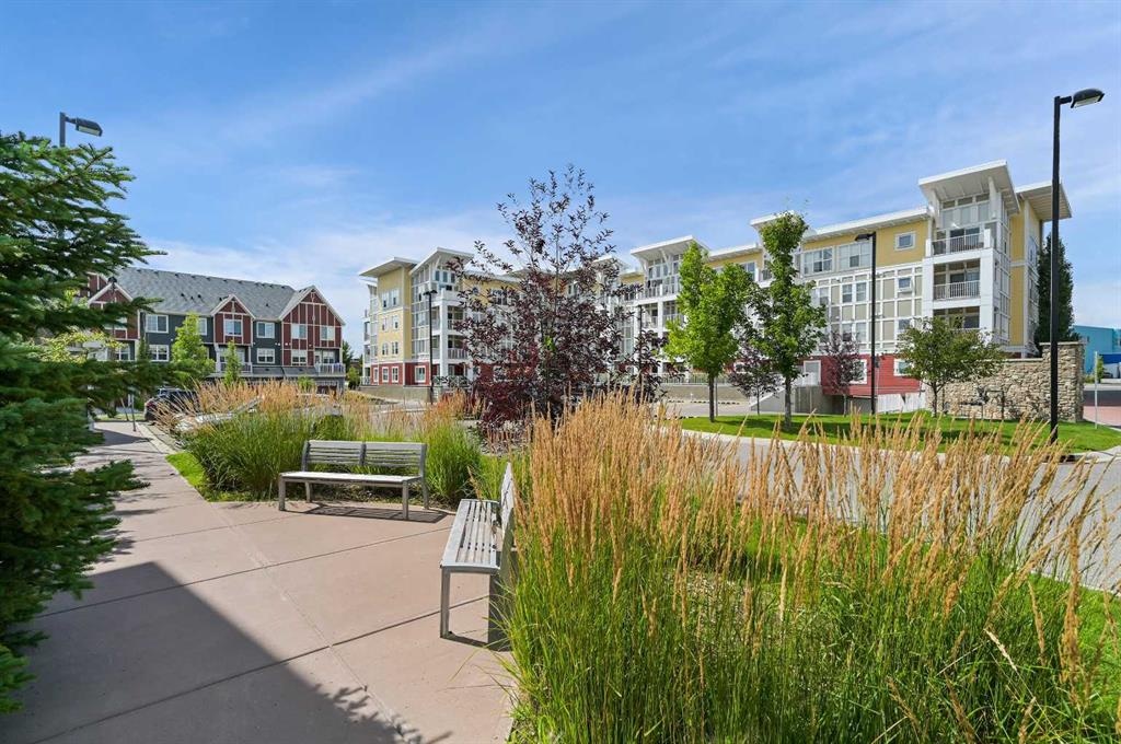 402 Marquis - Main Image