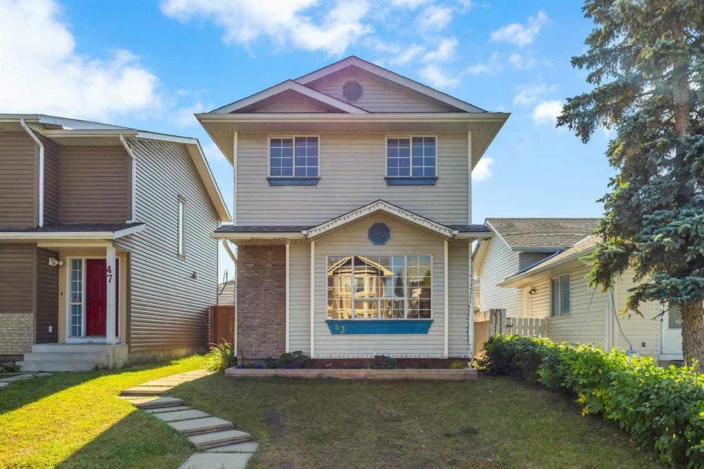 43 MARTINWOOD - Main Image