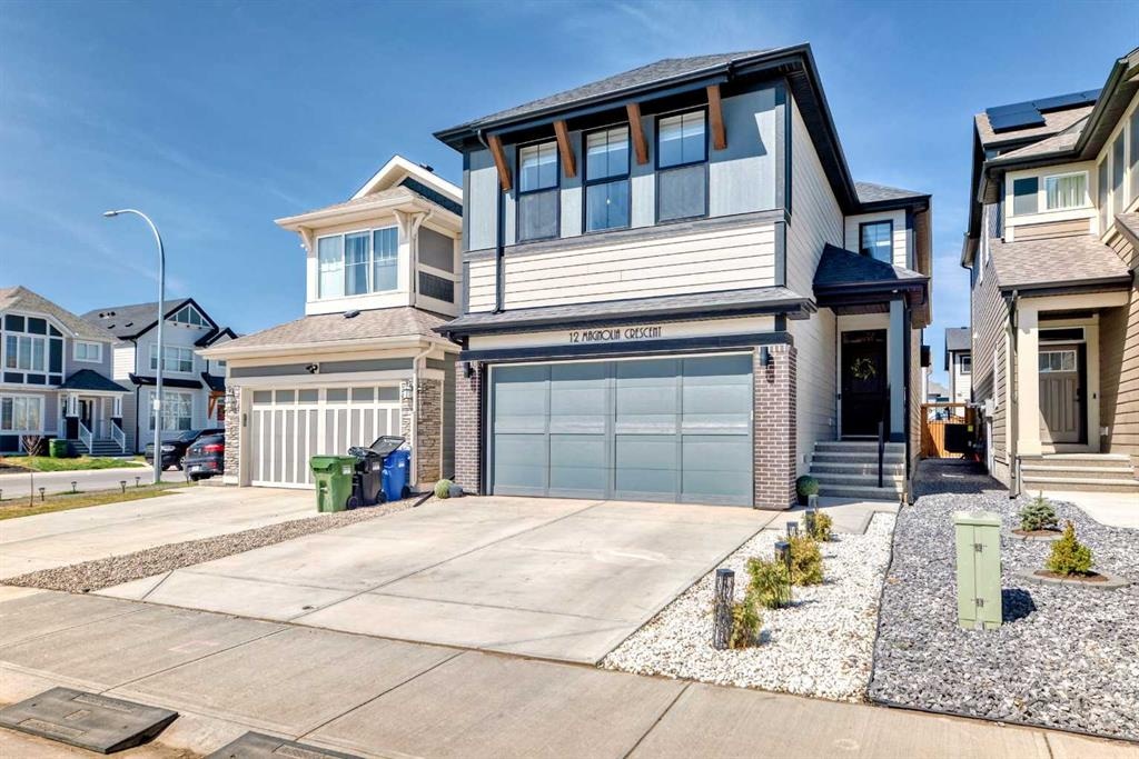 12 Magnolia - Main Image