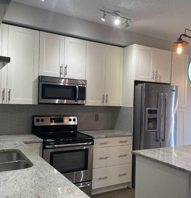 755 Copperpond - Main Image