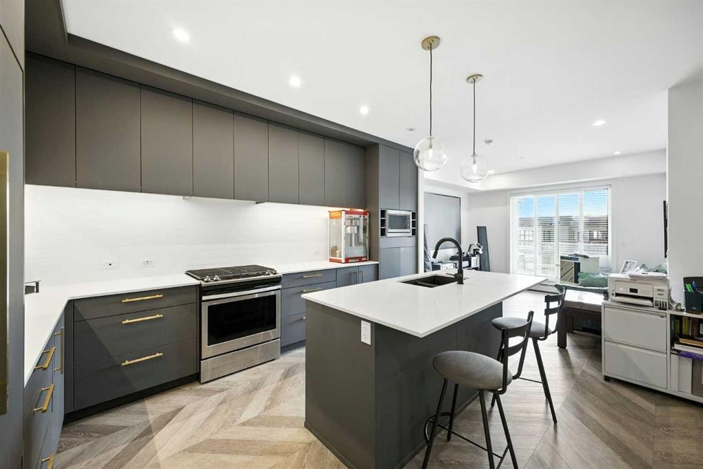 4275 Norford - Main Image