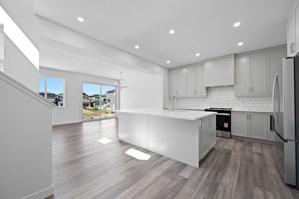 63 Corner Glen - Main Image