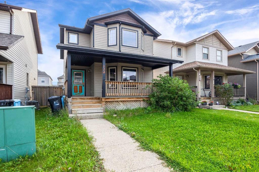 124 Huckleberry - Main Image