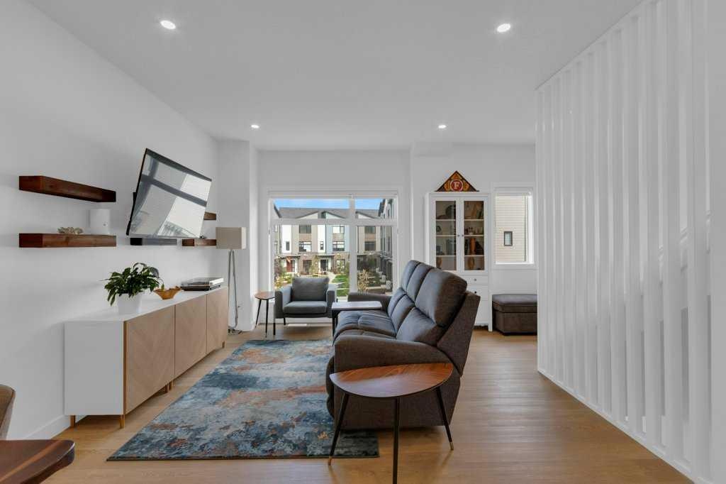 903 Mahogany - Main Image