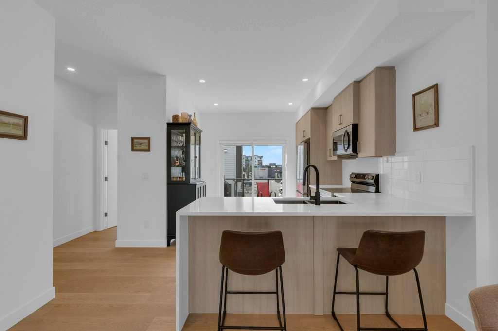 903 Mahogany - Main Image