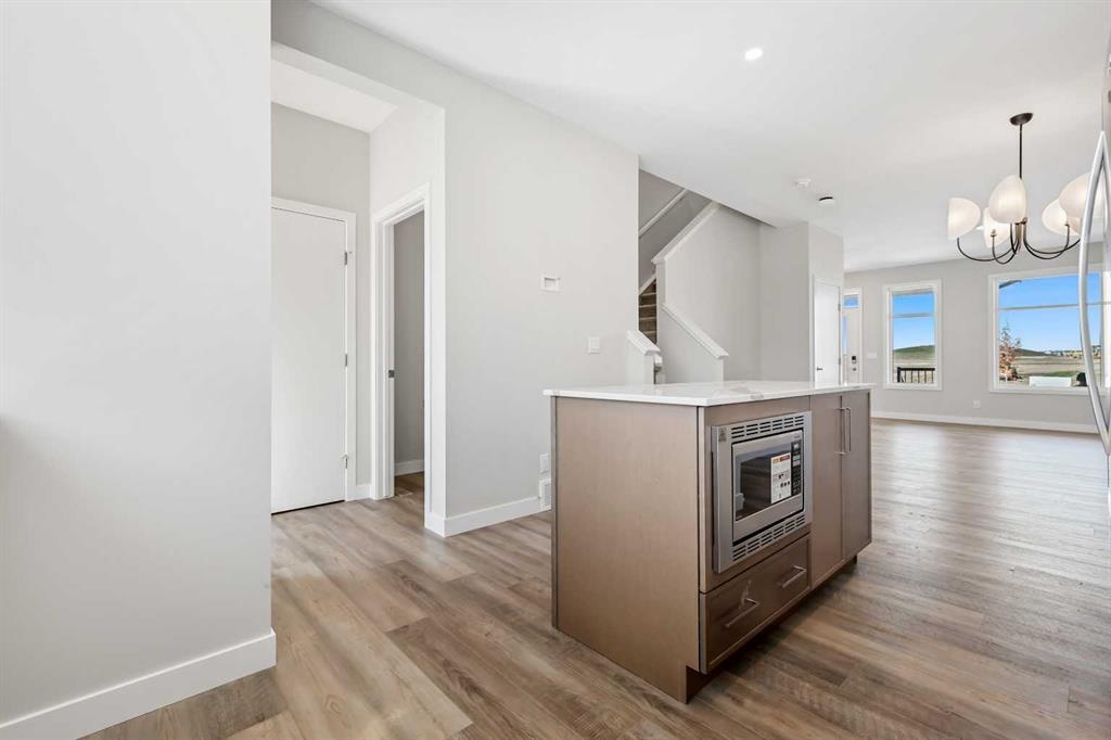 7023 Rangeview - Main Image