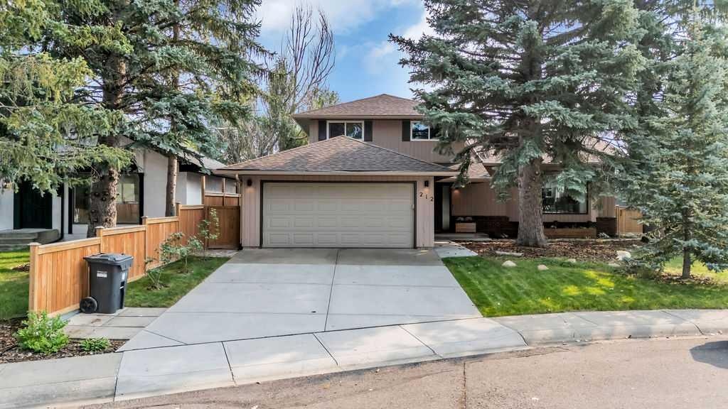 212 Cedarille - Main Image
