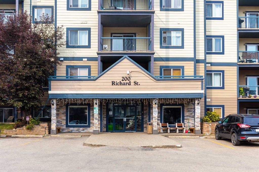 200 Richard - Main Image