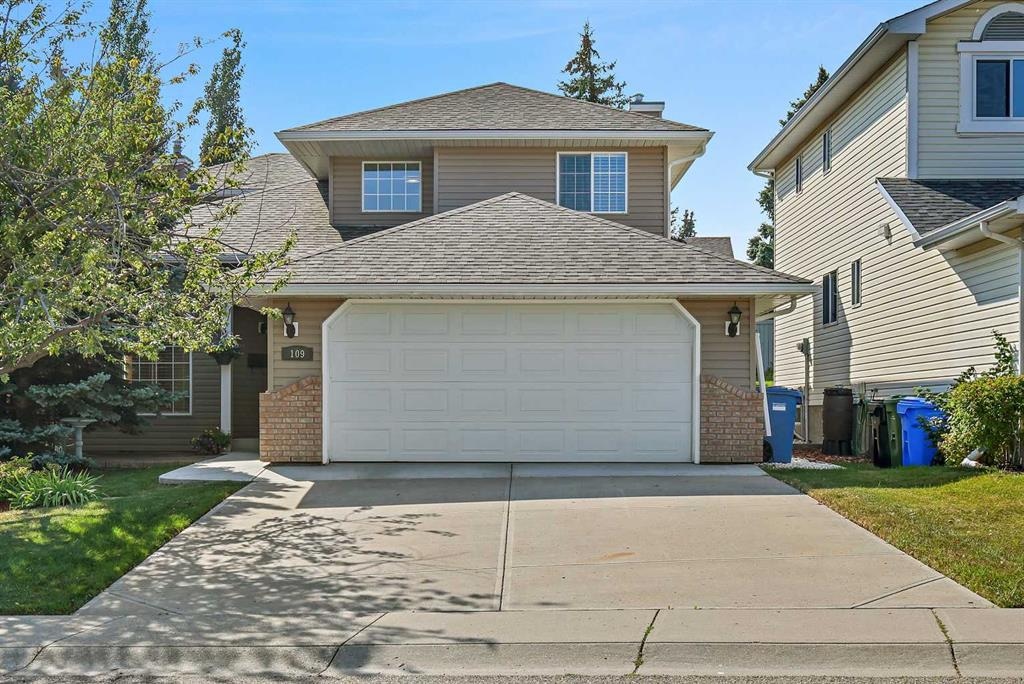 109 Macewan Park - Main Image