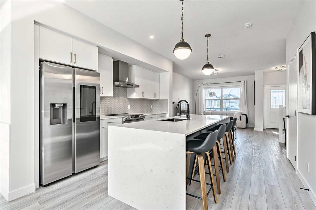 73 Legacy Glen - Main Image