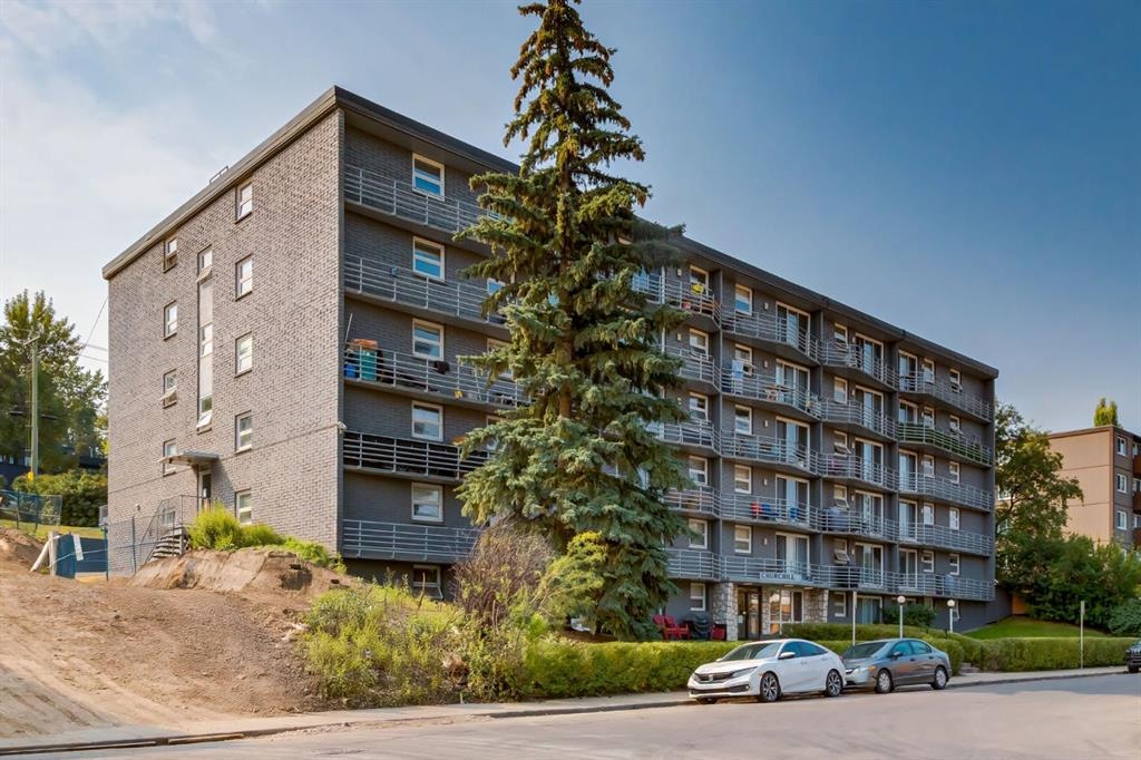 1027 Cameron - Main Image