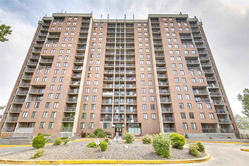 4944 Dalton - Main Image