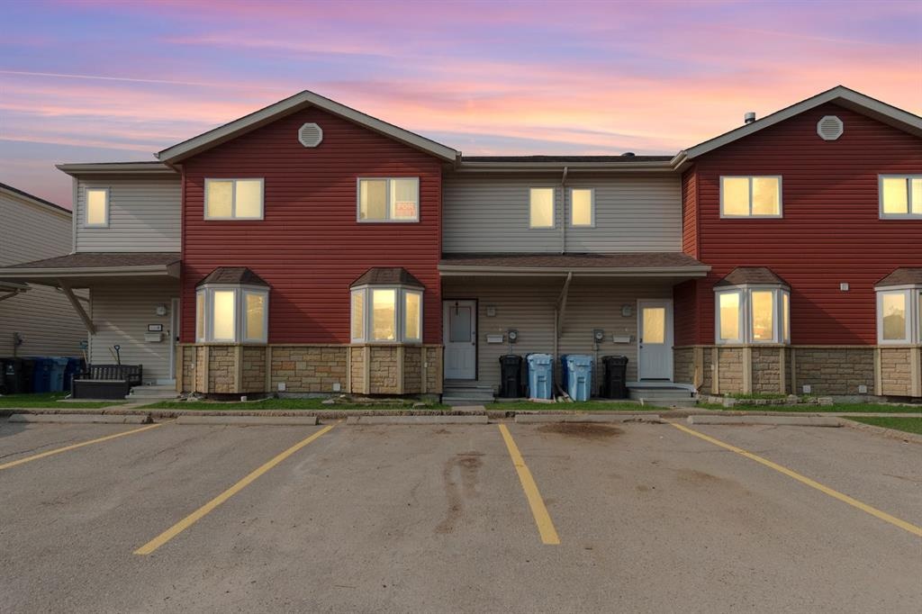 151B DICKINS - Main Image