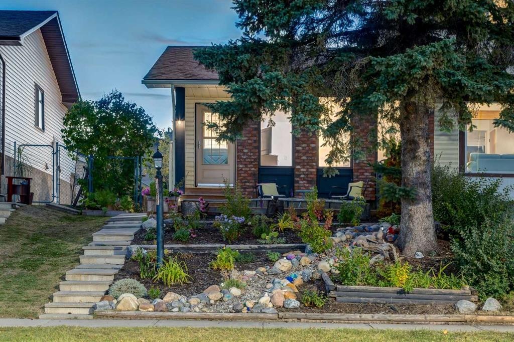 11011 Oakfield - Main Image