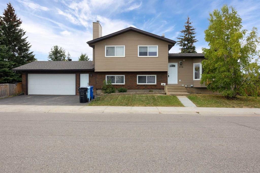 206 Leigh - Main Image
