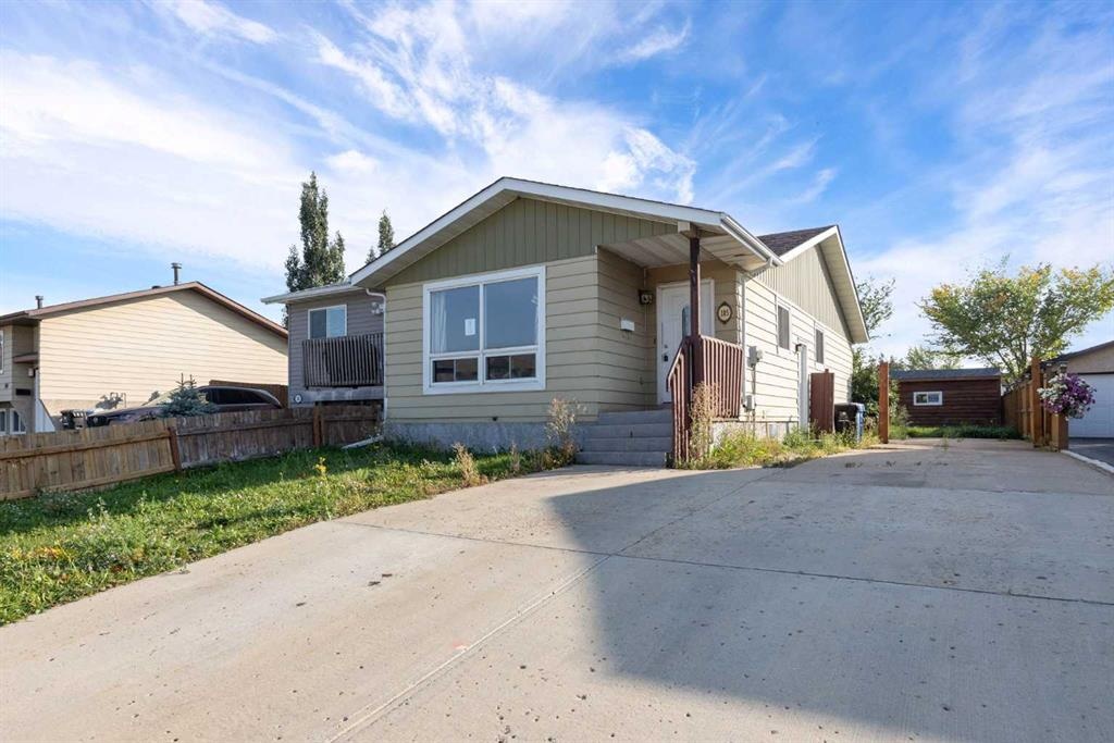 185 Cochrane - Main Image