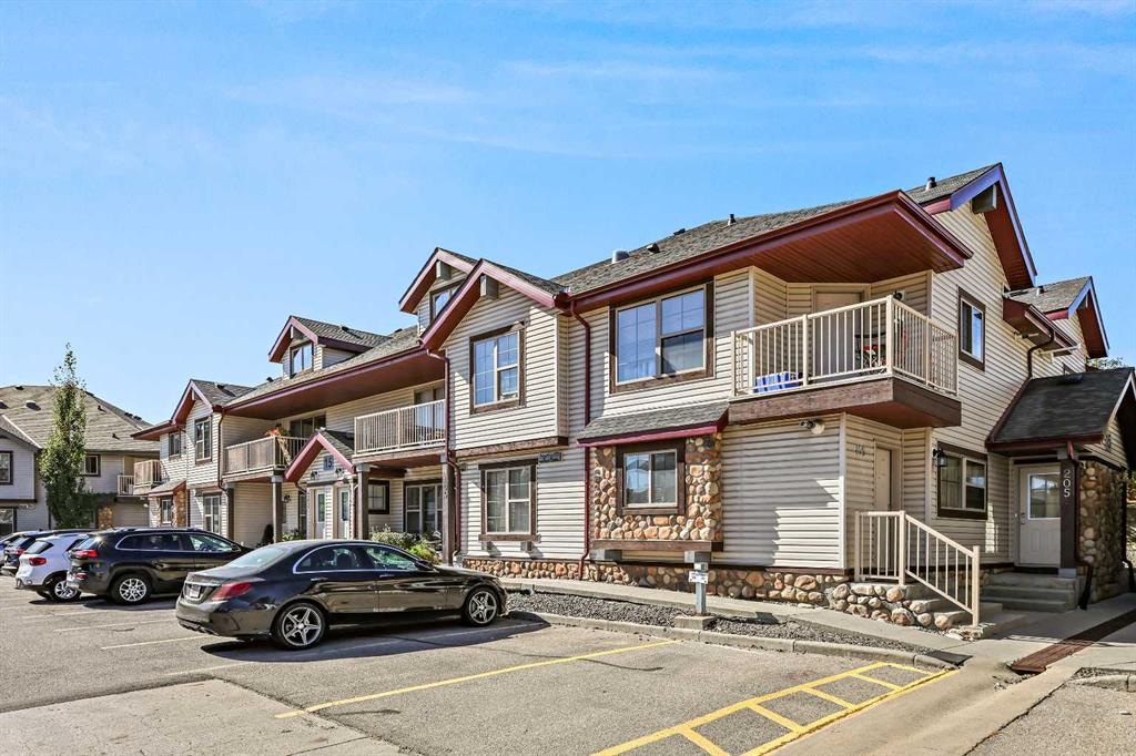 15 Everridge - Main Image
