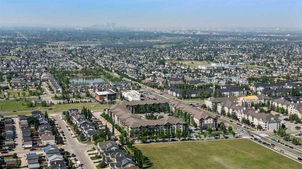 8 Bridlecrest - Main Image