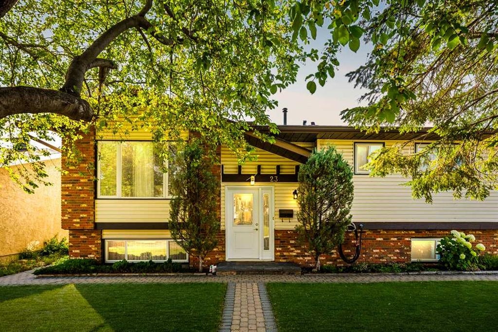 23 Whitlock - Main Image