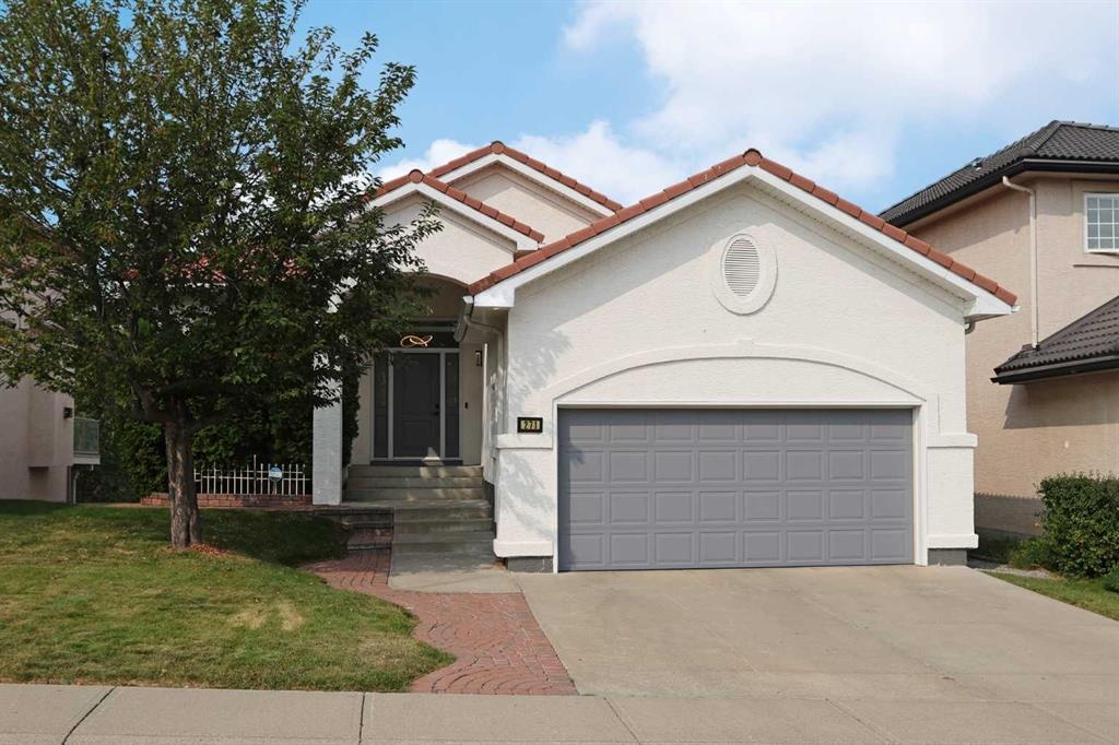 271 Hamptons - Main Image