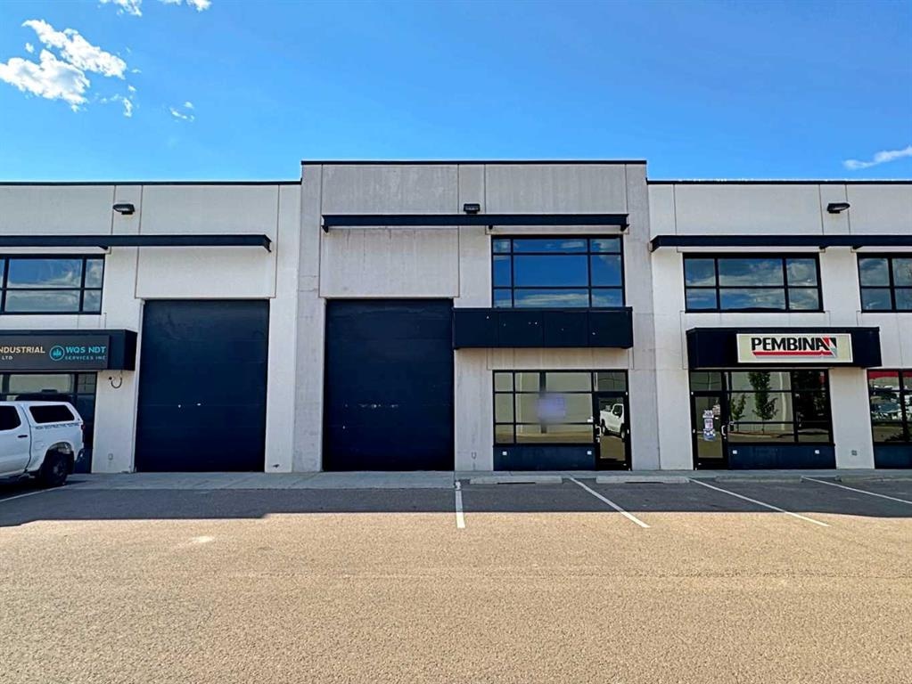400 Mackenzie - Main Image