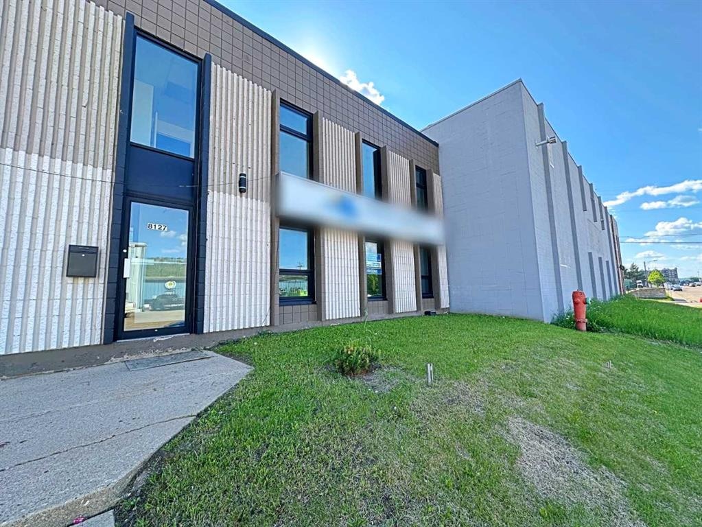 8127 Fraser - Main Image
