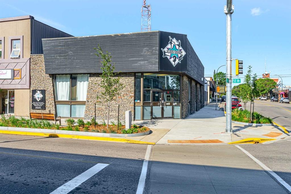 4916 50 Avenue - Main Image