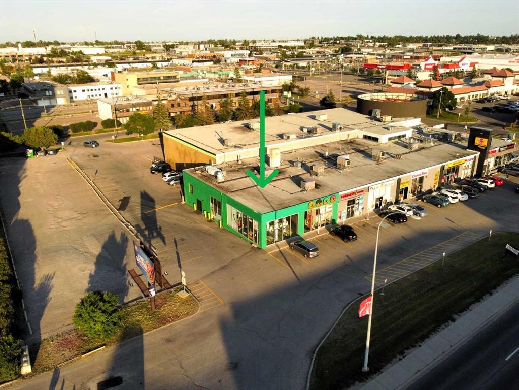 6008 Macleod - Main Image